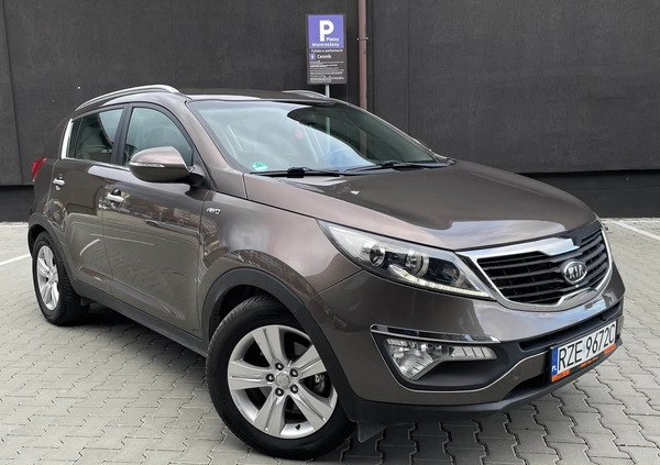 Kia Sportage cena 43900 przebieg: 219110, rok produkcji 2012 z Rzeszów małe 596